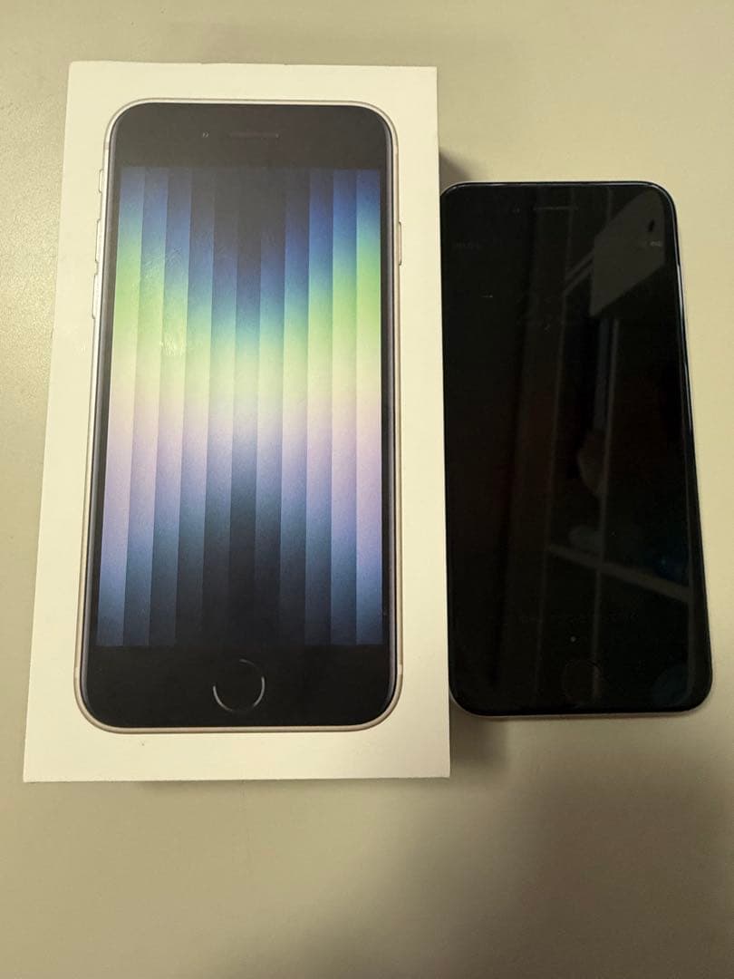 【バッテリー100％】iPhone SE （第3世代） 128GB スターライト