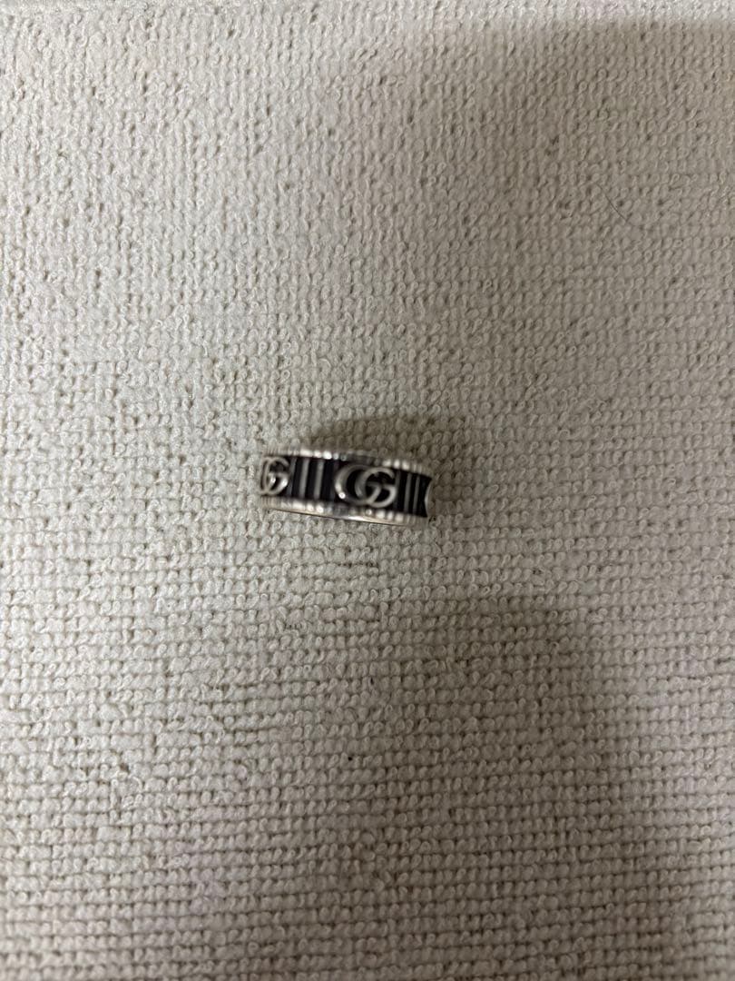 Gucci GGロゴ シルバーリング