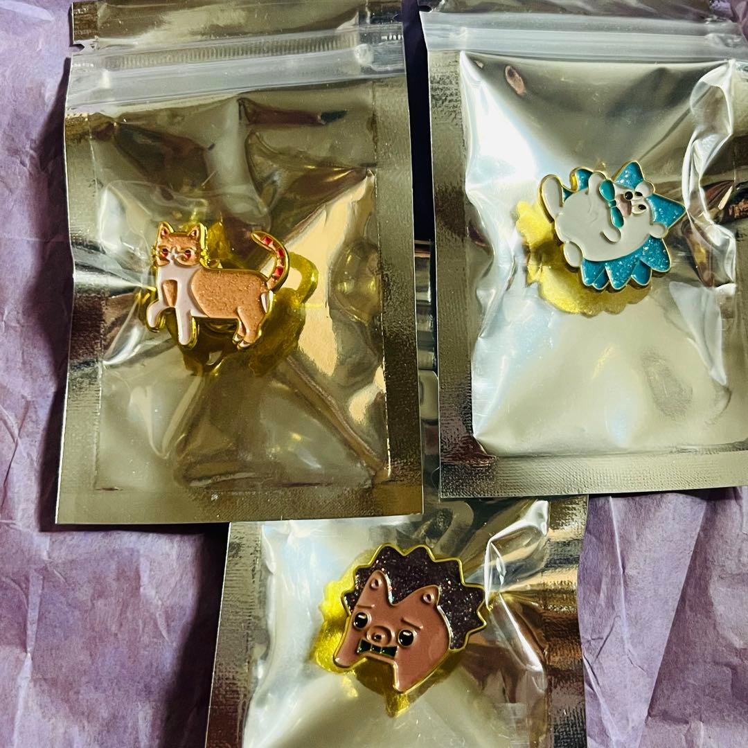 ずとまよ スナネコガチャ　レアピンズ！