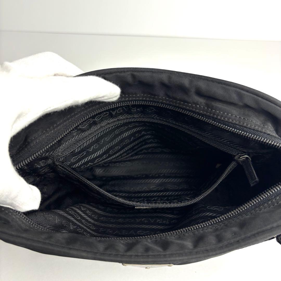 極美品 PRADA プラダ ショルダーバッグ カメラバッグ ナイロン レザー