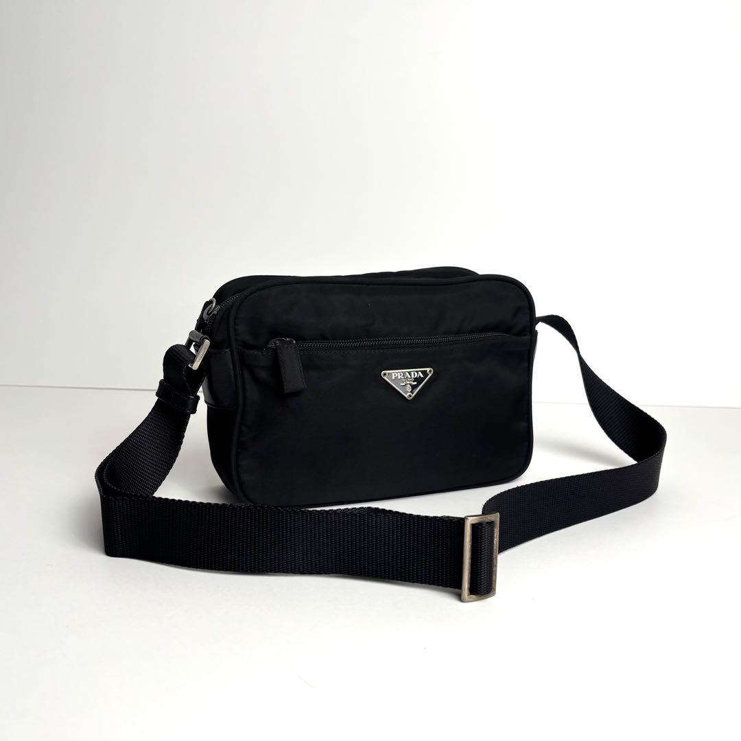 極美品 PRADA プラダ ショルダーバッグ カメラバッグ ナイロン レザー