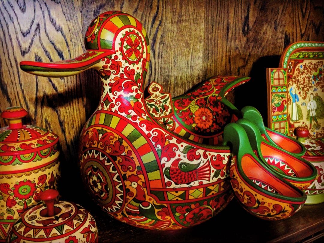 ロシア雑貨☆ヒマワリの飾り皿 直径25cmオリガ作 マトリョーシカ