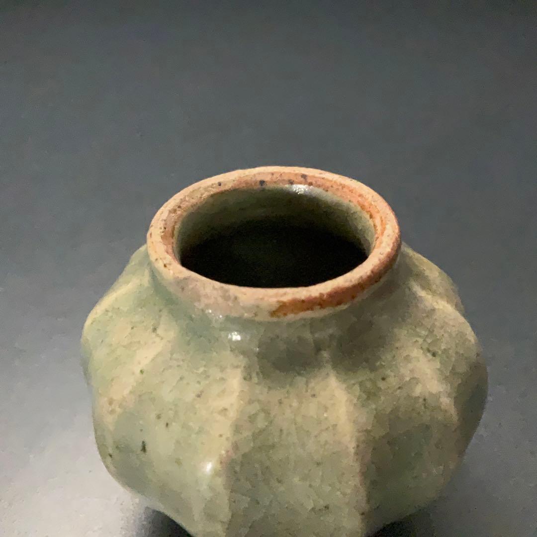 青磁鎬文小壺　タイ　スンコロク　骨董　∅ 5cm R1400ダM