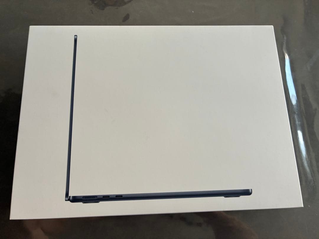 【最終価格】MacBook Air M4 13.6㌅ 256GB ミッドナイト