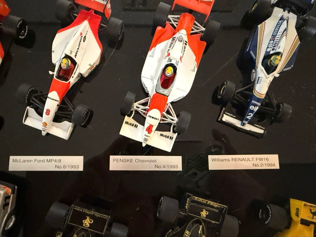 限定 アイルトン セナ ミニチャンプス 1/43 18台セット F1 ミニカー