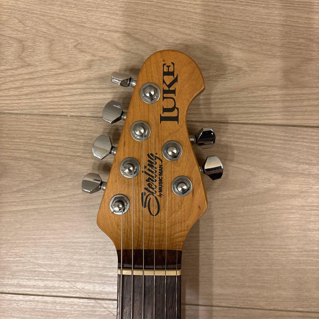 Sterling by Music Man Luke エレキギター