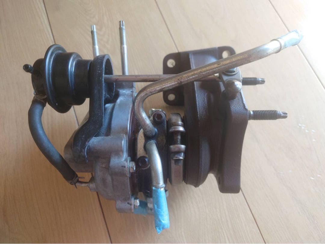 アルトターボRS 純正タービン　取り付け箇所タップ、ダイス済み