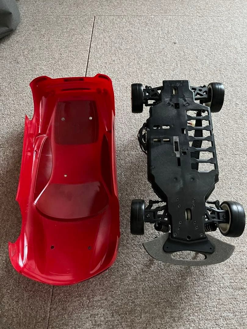 タミヤ TA-05 フェラーリボディ ツーリングカー　動作OK