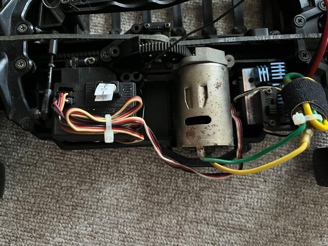 タミヤ TA-05 フェラーリボディ ツーリングカー　動作OK