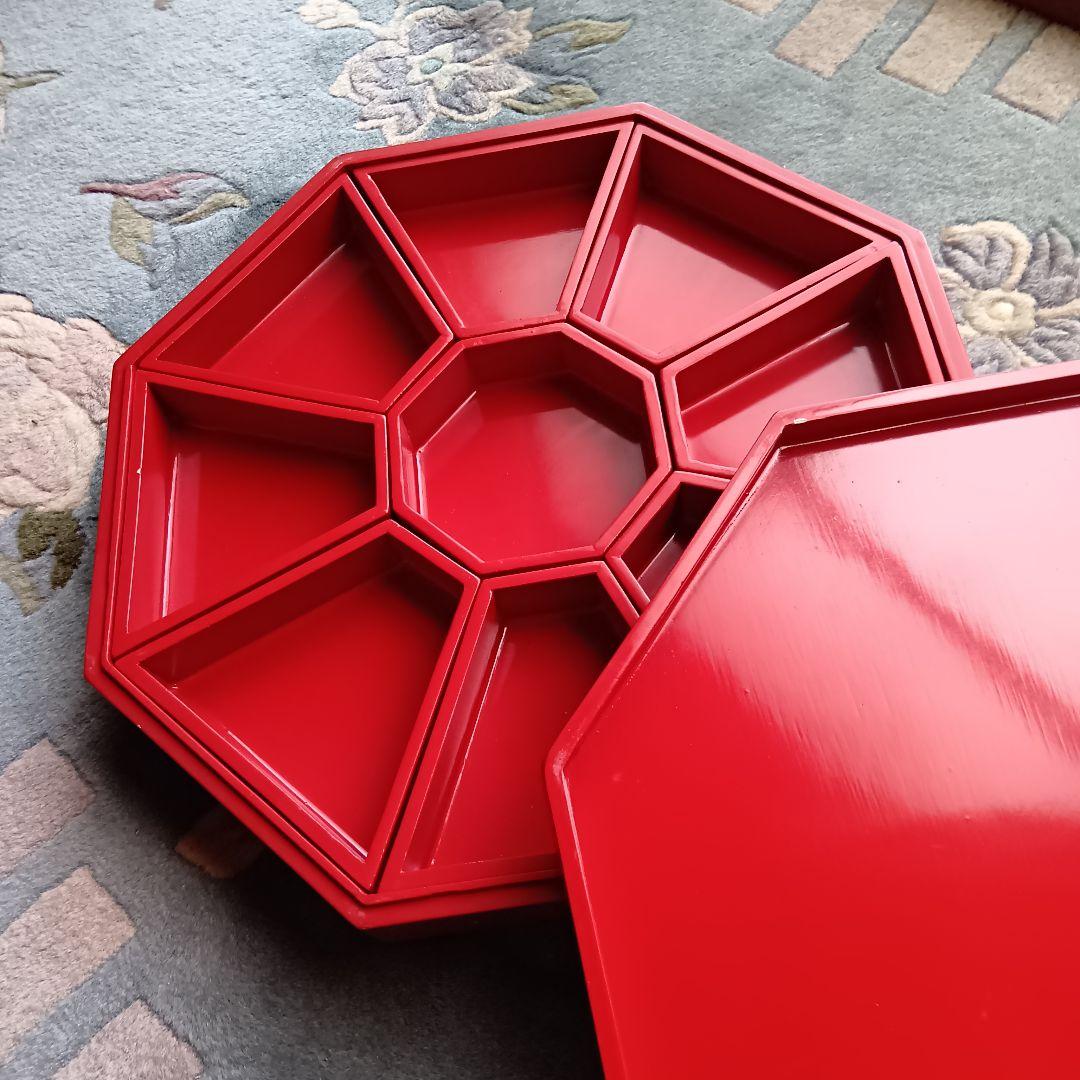 螺鈿細工☆ クジョルパン☆韓国漆器 ☆八角螺鈿四節板赤黒 ☆花模様