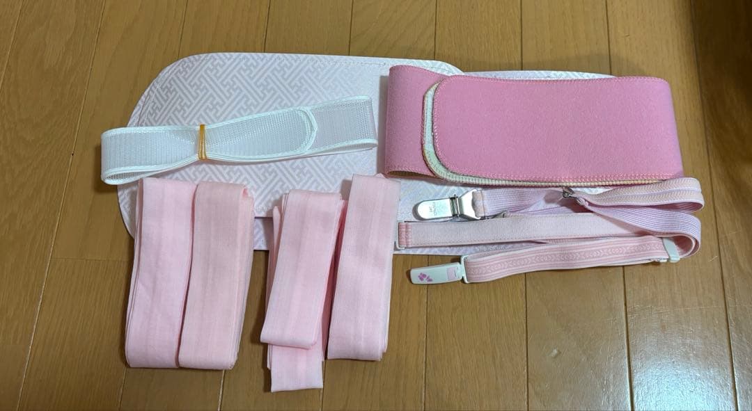 限界価格‼️【限定フルセット】成人式　結婚式　振袖　白　黒　花柄帯