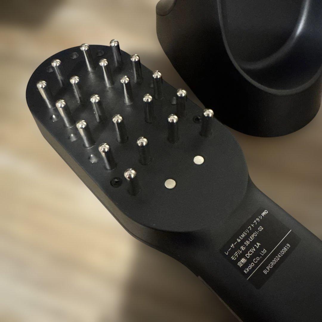 STELLA BEAUTE レーザー&EMSリフトブラシ PRO ブラック