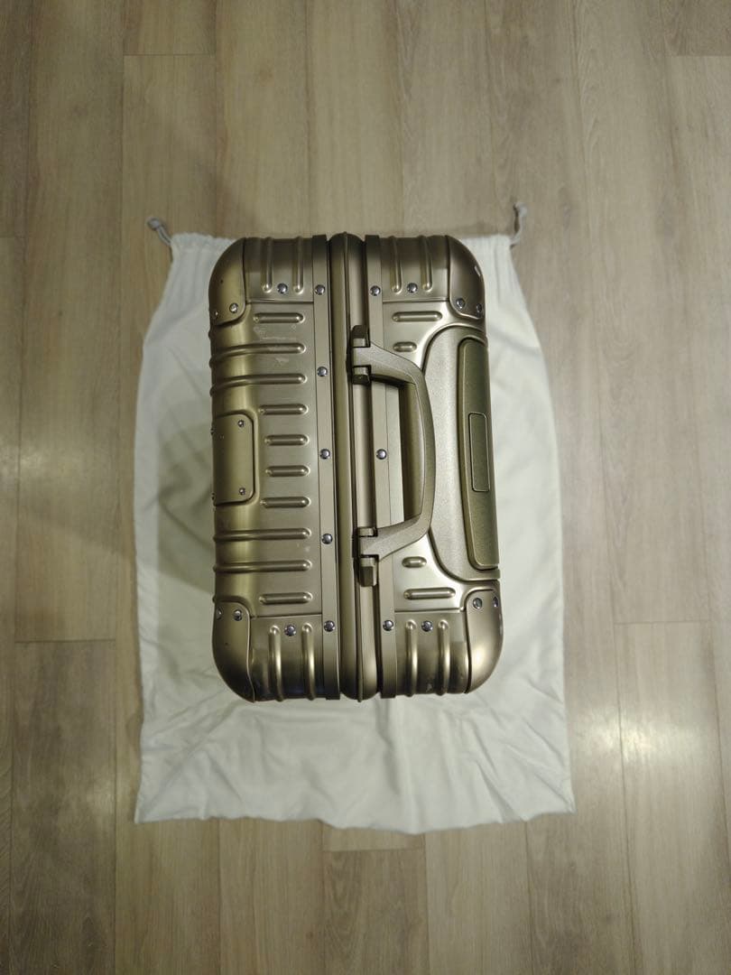 【RIMOWA リモワ】 美品 オリジナル キャビン S アルミニウム キャリー