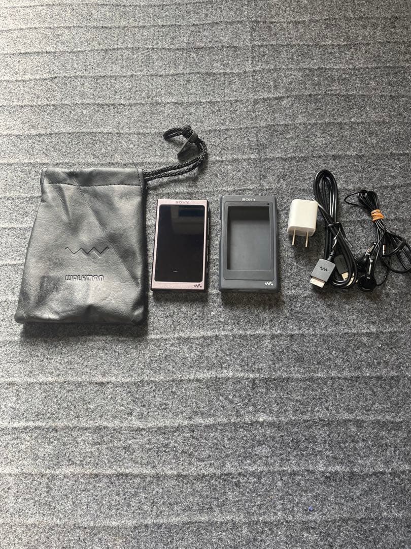 美品　SONY NW-A45 デジタルオーディオプレーヤー ウォークマン