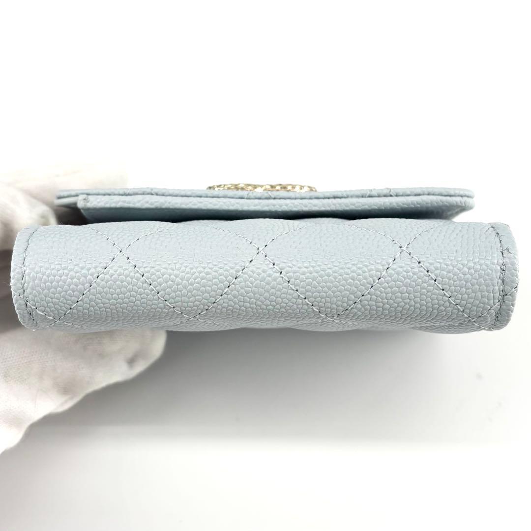 シャネル スモール フラップ ウォレット 三つ折り財布 キャビアスキン