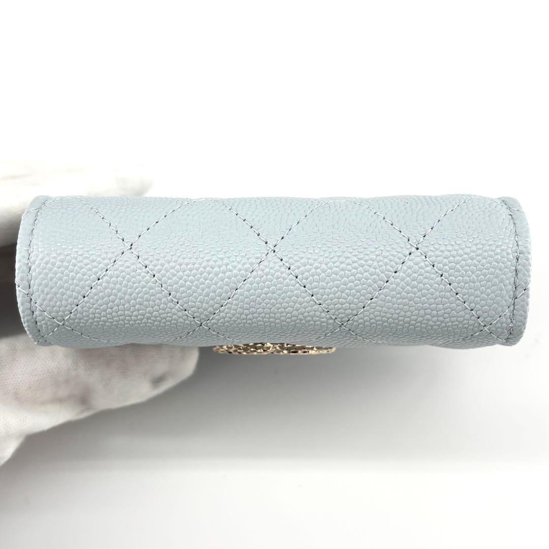 シャネル スモール フラップ ウォレット 三つ折り財布 キャビアスキン