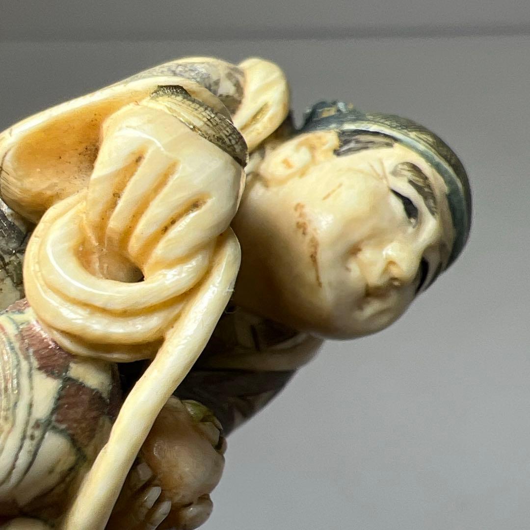 極上　人物に猿　根付34g 東里8-0108☆2F