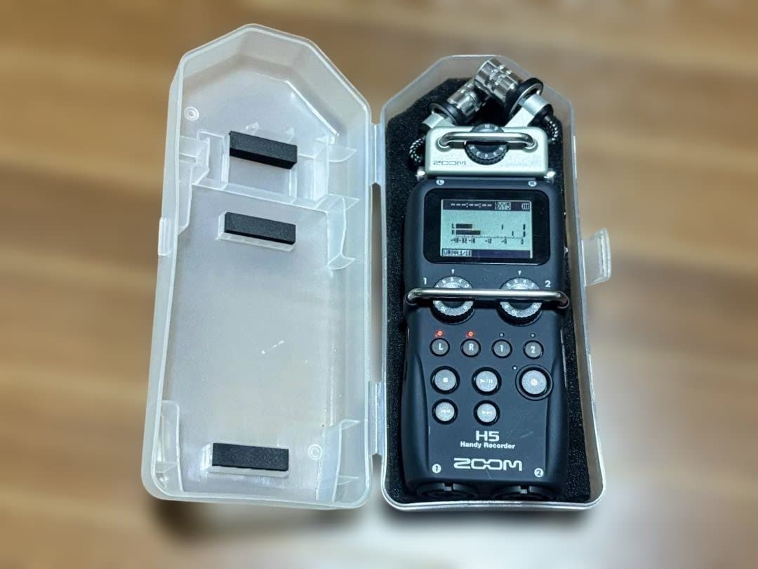 ZOOM：H５ Handy Recorder (風防、リモコン付きセット）