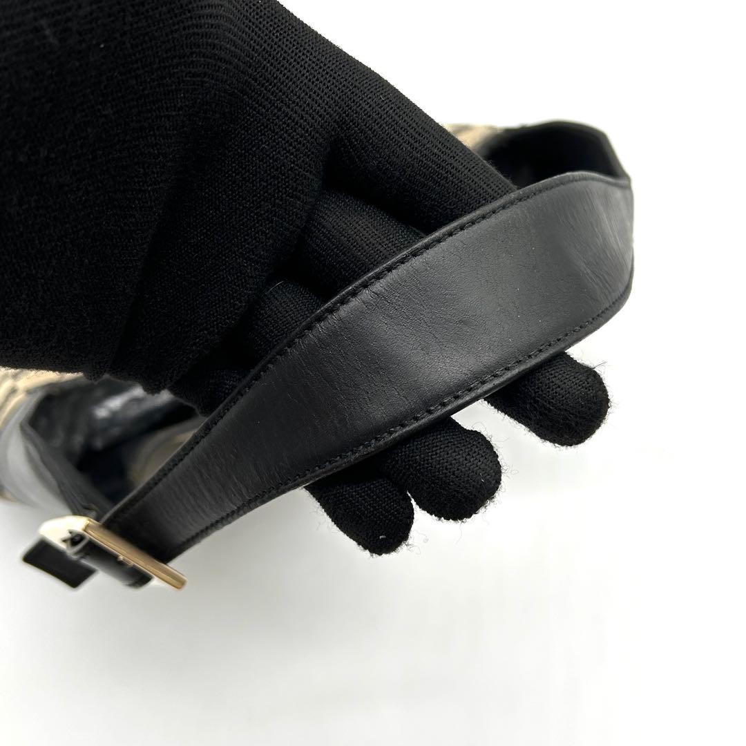 GUCCI ワンショルダーバッグ ジャッキー GGキャンバス 肩掛け