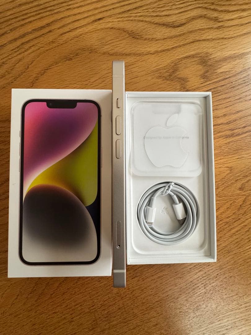 iPhone14 256GB SIM フリー　スターライト