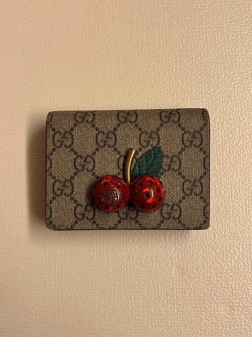 Gucci チェリー 二つ折り財布