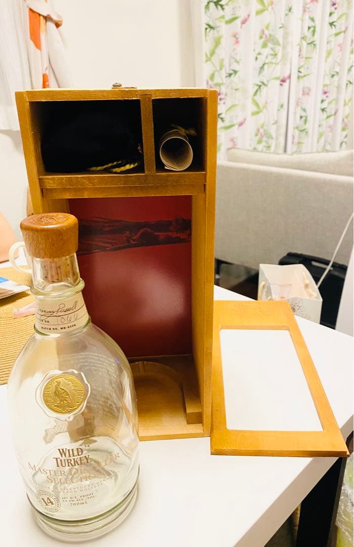 【空瓶】希少 完売品 限定品 ワイルドターキー バーボン ウイスキー 14年