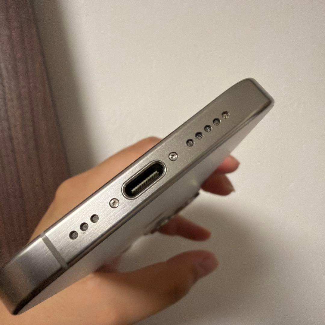 即日配送【美品】iPhone 15 Pro 128GB ホワイトチタニウム