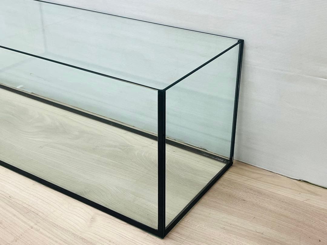 特注カウンター水槽900×300×300ブラックシリコン　未使用品