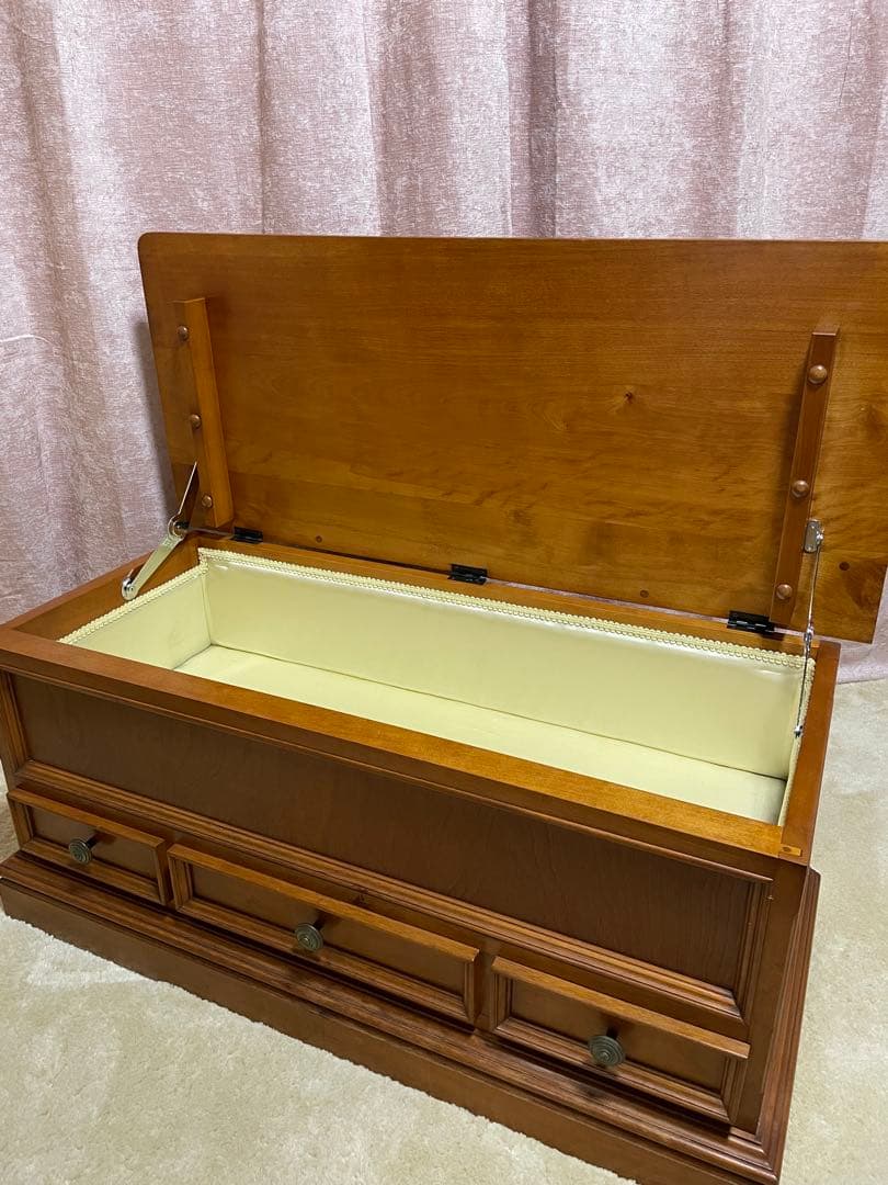 横浜Daniel ダニエル　ベンチ　ベンチボックス　キャビネット　ベンチチェスト