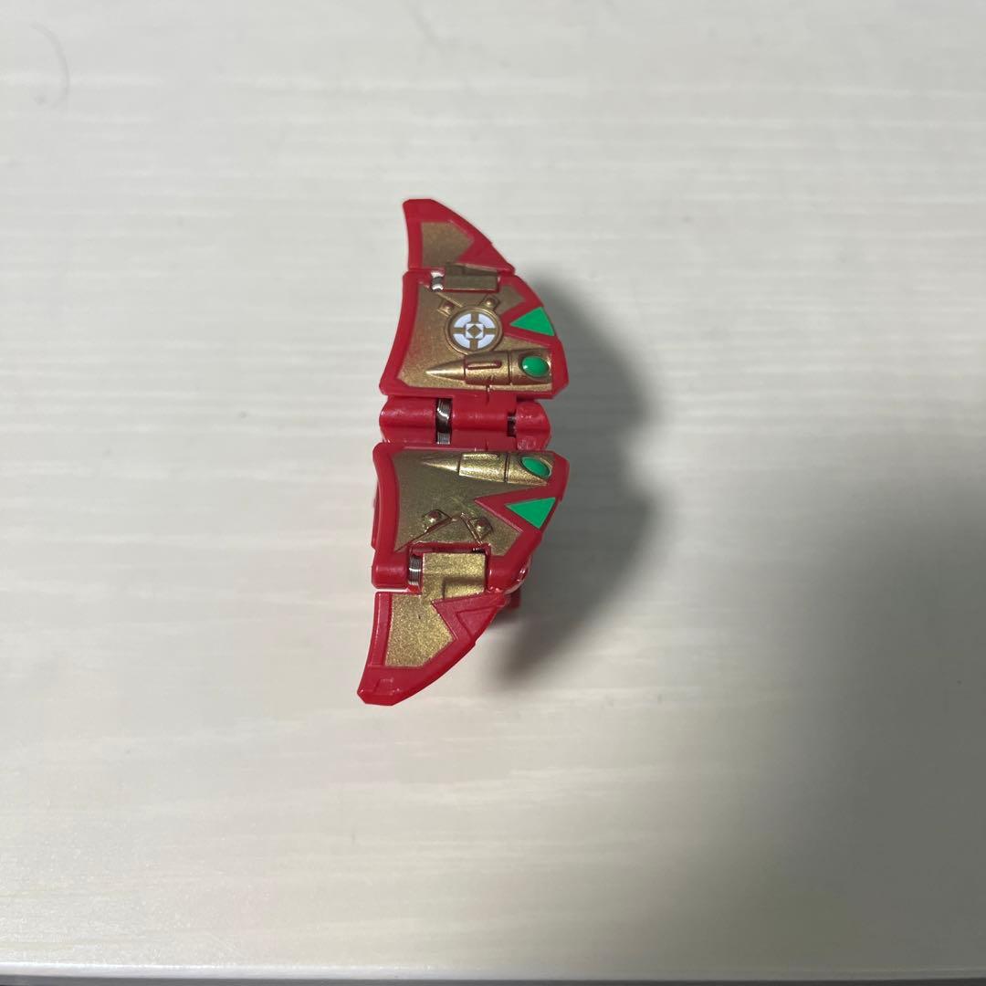 ブレイズ・爆丸ドラゴノイド + クロスバスター フィギュア