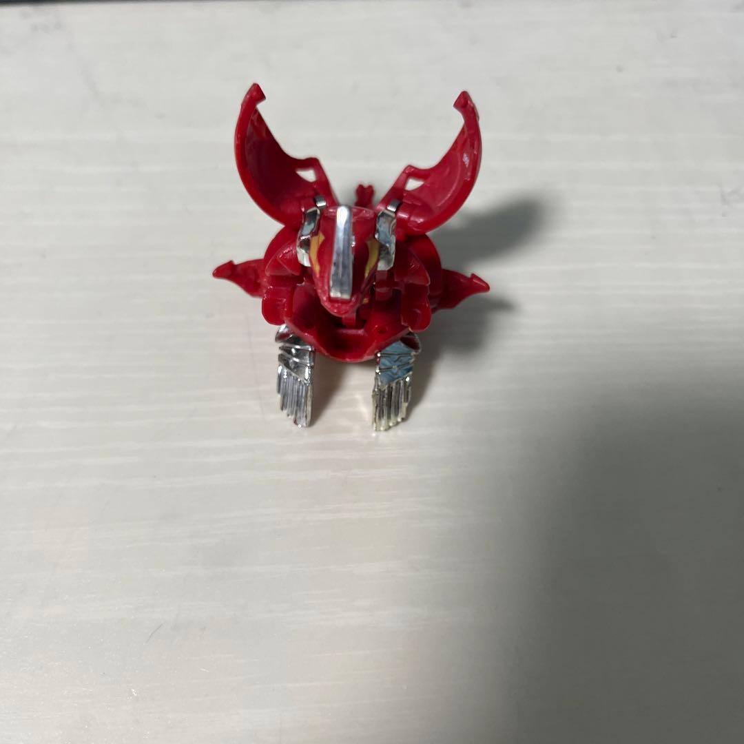 ブレイズ・爆丸ドラゴノイド + クロスバスター フィギュア