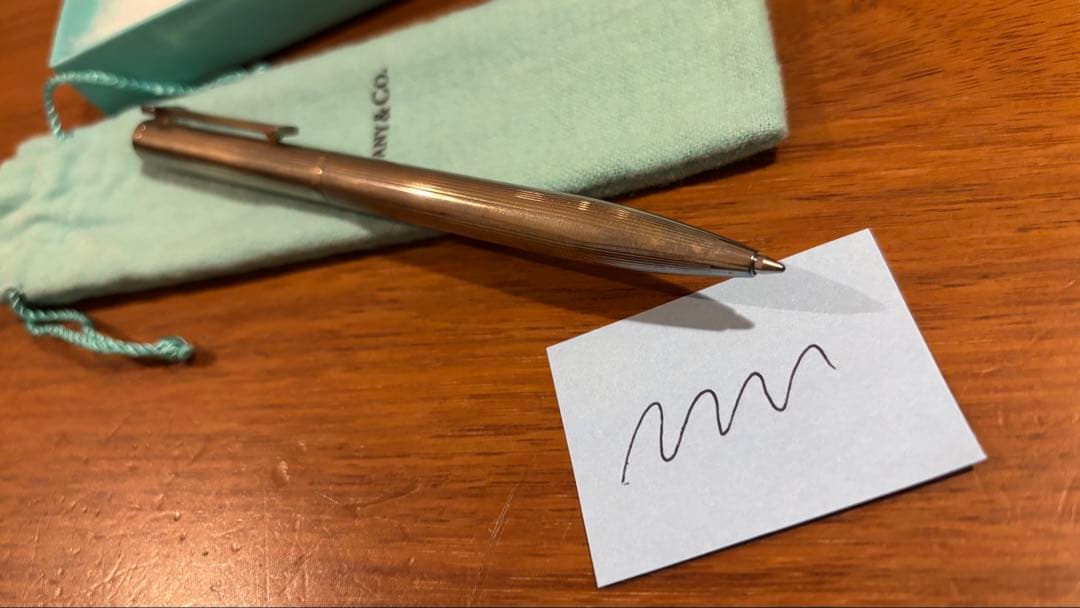 新品箱入りTiffany & Co. シルバーTボールペン