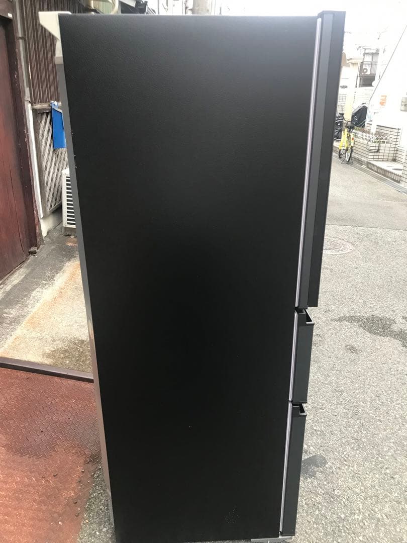 東芝ノンフロン冷凍冷蔵庫 GR-U33SC 2023年製