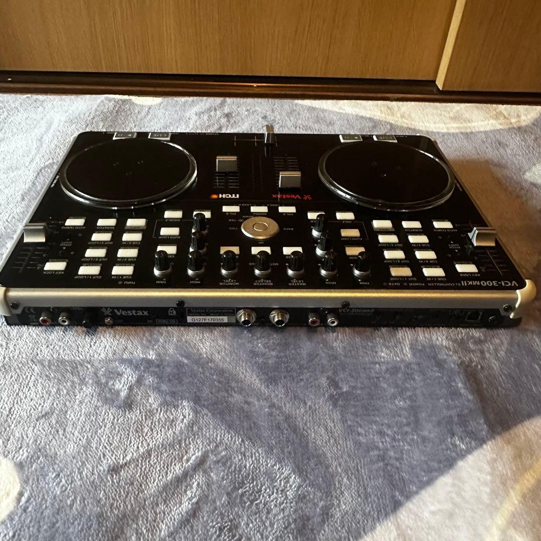 Vestax VCI-300MK2 DJミキサー　MIDIコントローラ