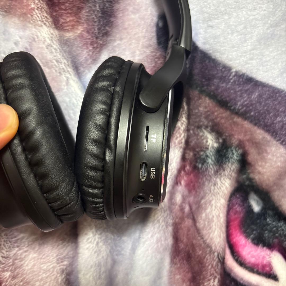 ワイヤレスヘッドホン ブラック　即購入可！