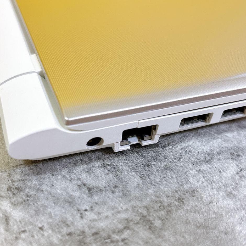 ⅰ5＆新品SSDで快適✨フルHD ブルーレイ カメラ付き 薄型Windows11