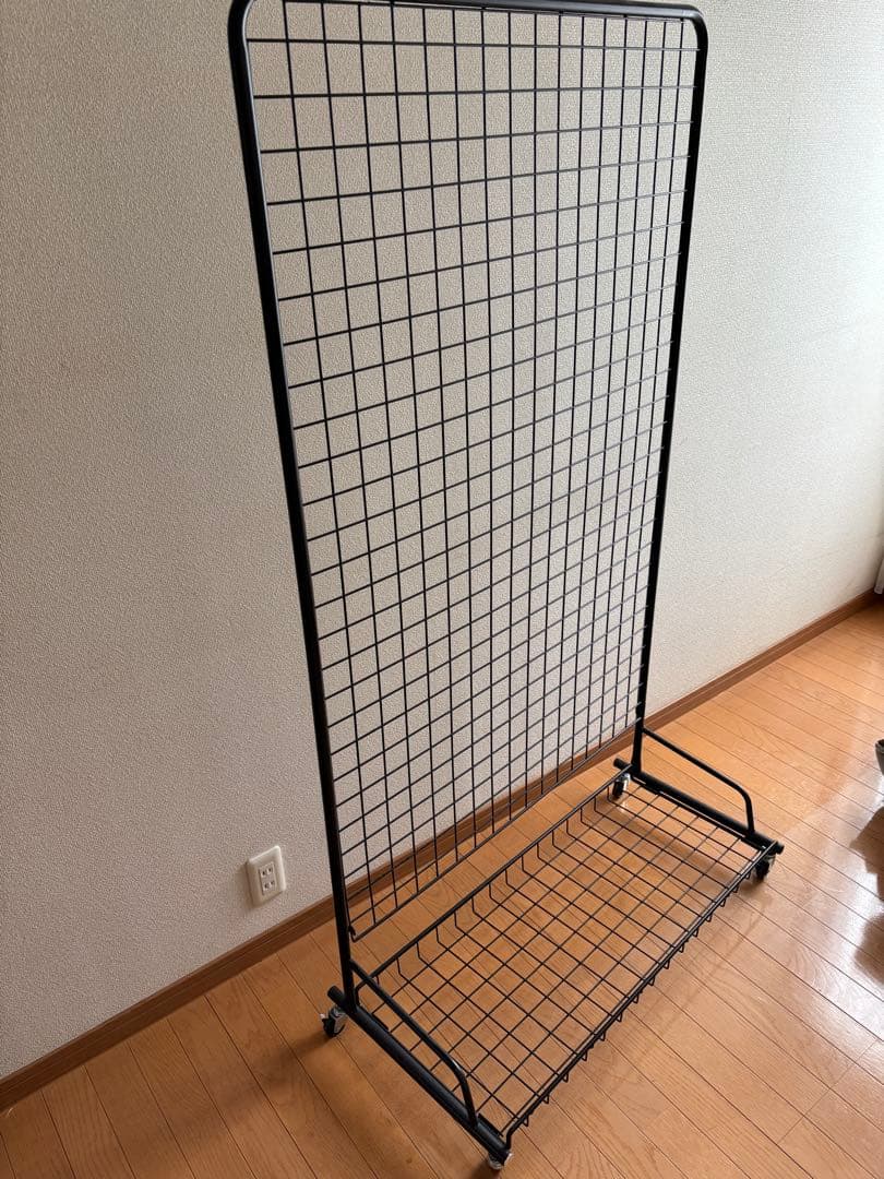 移動可能なディスプレイラック ブラック3台