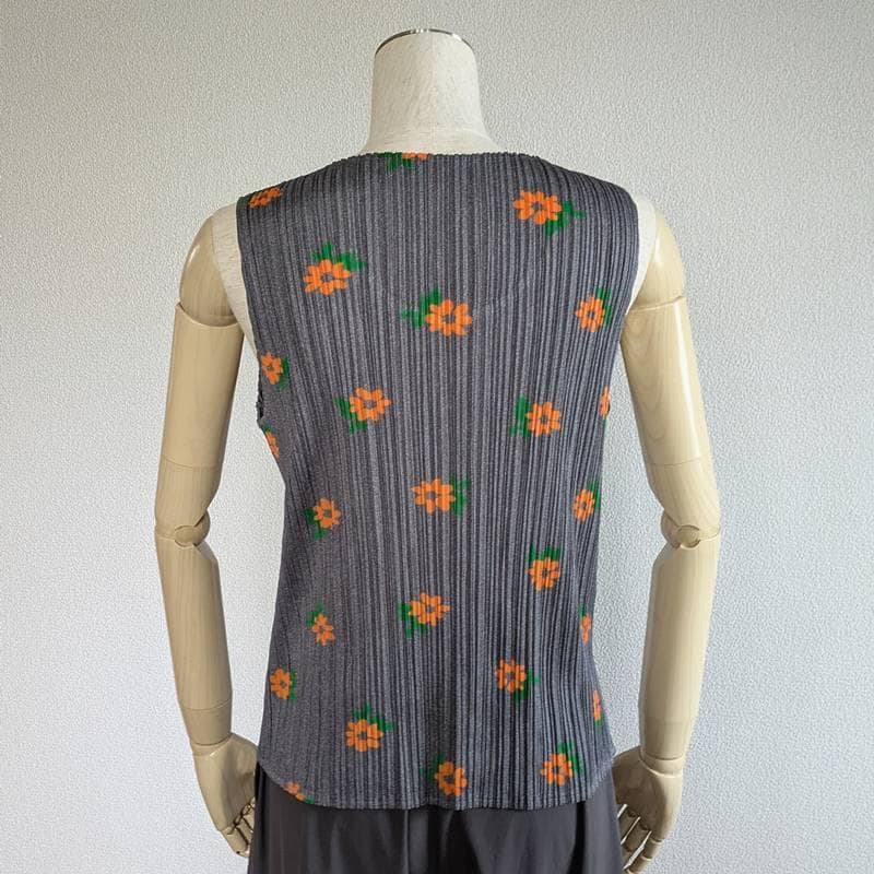 イッセイミヤケ◆PLEATS PLEASE◆タンクトップ◆♯3(7233)