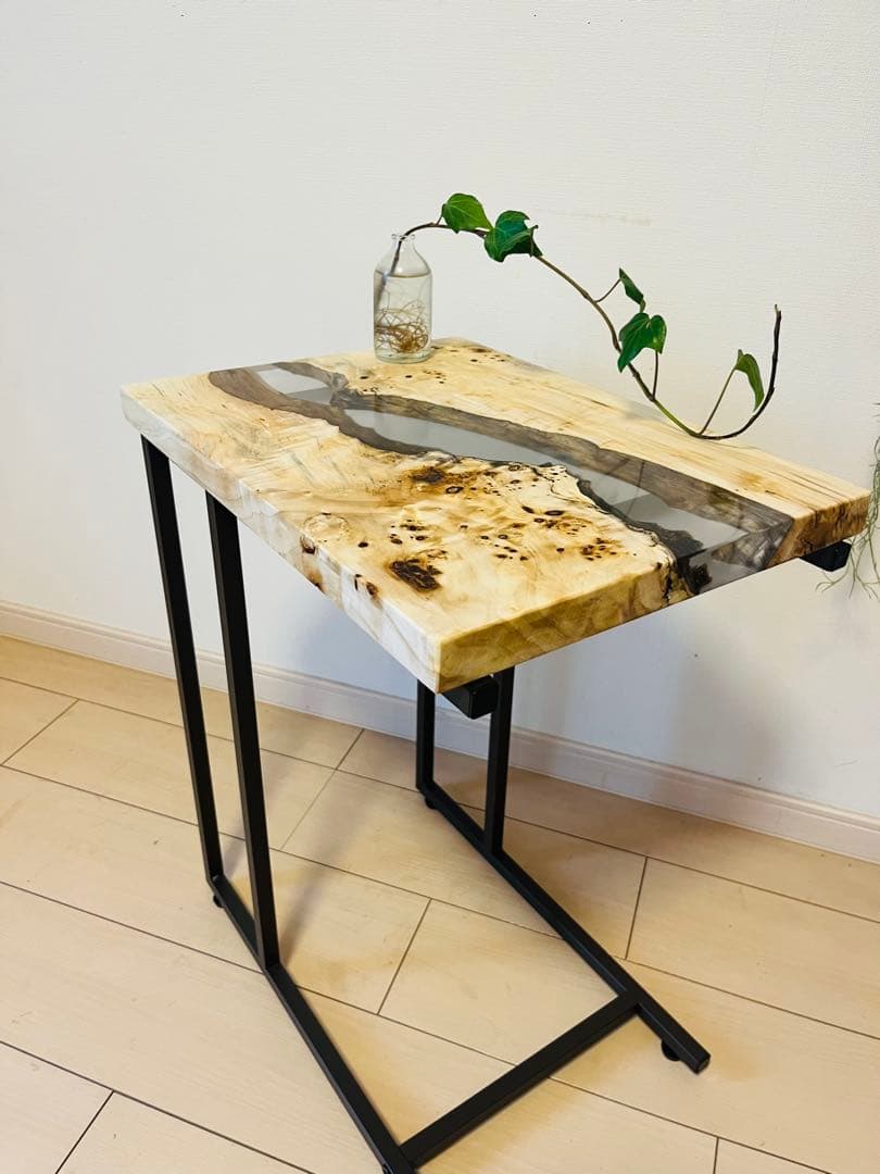 ポプラ　ソファテーブル　レジンテーブル　サイドテーブル　リバーテーブル