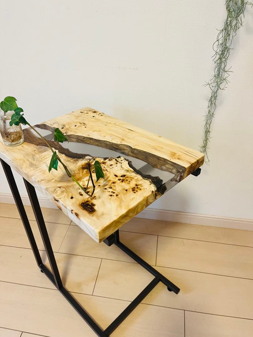 ポプラ　ソファテーブル　レジンテーブル　サイドテーブル　リバーテーブル