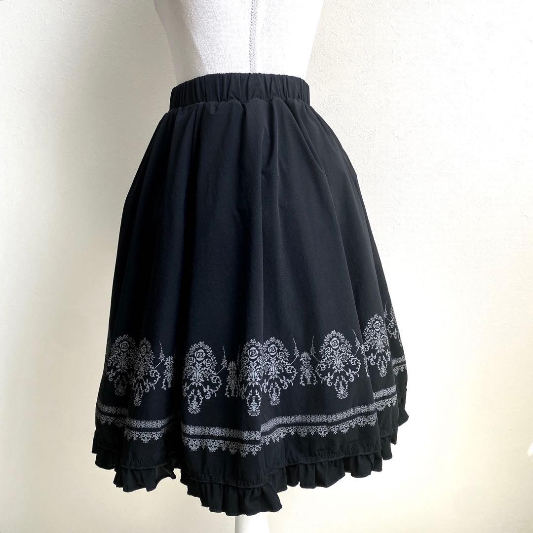 新品未使用OZZ ONESTEリバーシブルボリュームスカート　レース　フリル　黒