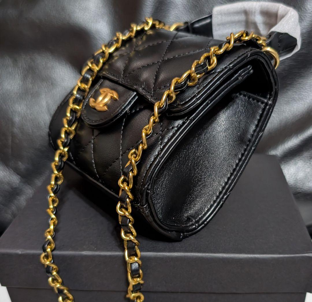CHANEL ブラックキルティングバッグ❦ミニマトラッセ