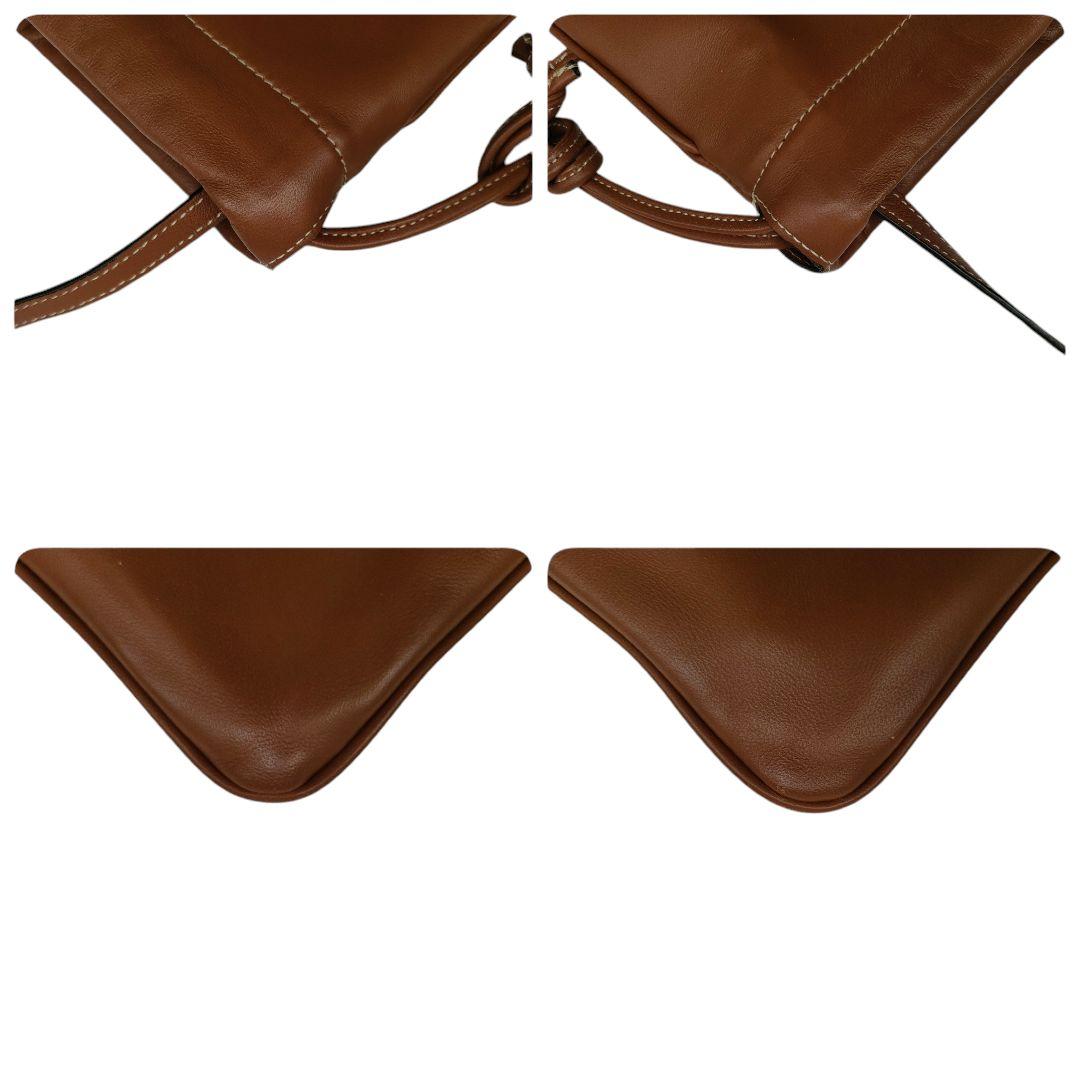 セリーヌ　モバイルケース　フォンホルダー　ドローストリング　キュイルトリオンフ