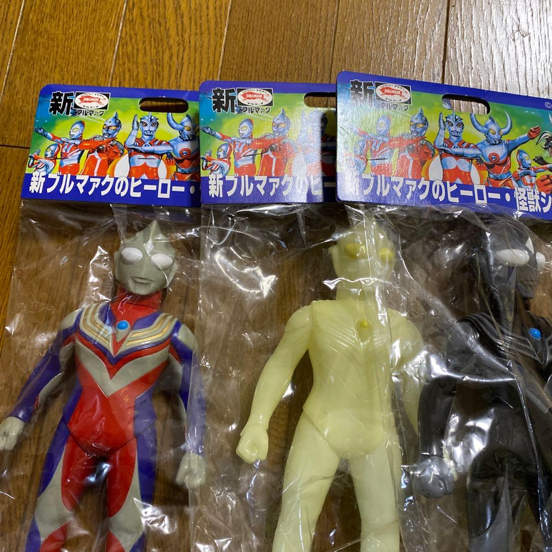ウルトラマンティガ　ブルマァク復刻ソフビ3種（B-CLUB）
