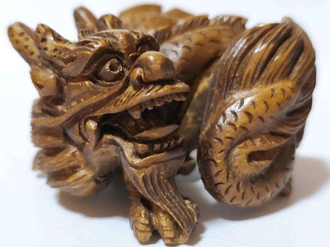 龍　竜　一刀彫　ドラゴン　木彫り　置物　骨董　ヴィンテージ　アンティーク