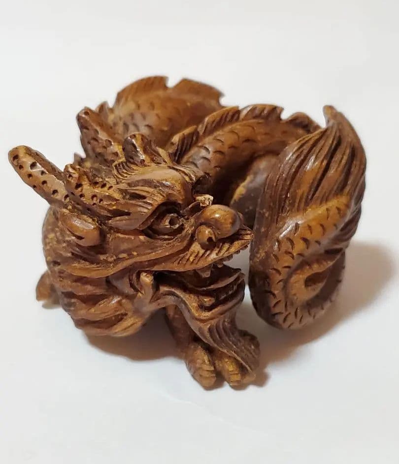 龍　竜　一刀彫　ドラゴン　木彫り　置物　骨董　ヴィンテージ　アンティーク