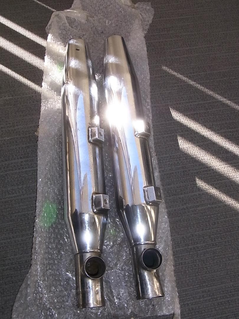 ハーレースポーツスター04～13純正北米マフラーパインバレー12mmパンチアウト