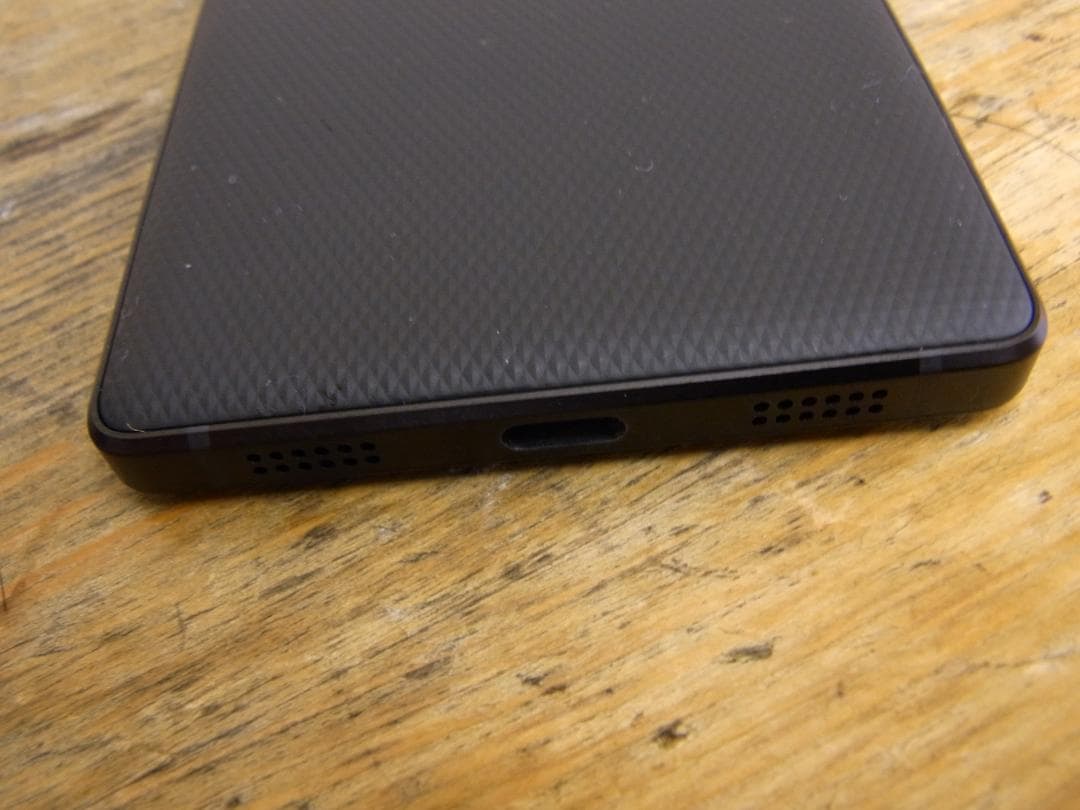 BlackBerry Key2　BBF-100-9 訳あり