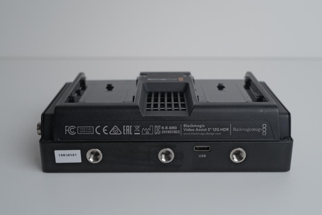 ビデオカメラ Blackmagic Video Assist 5 12G HDR