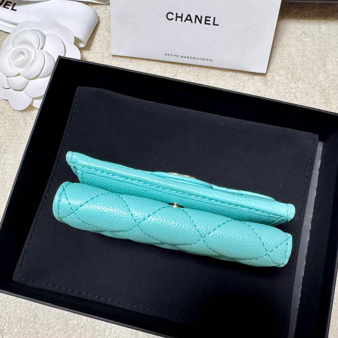 CHANEL シャネル 三つ折り ミニ財布 キャビアスキン ティファニー 水色